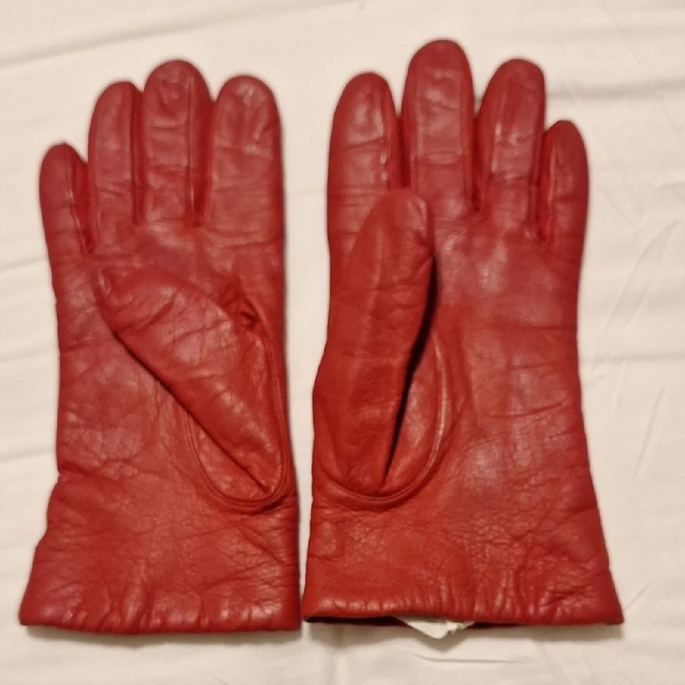 Saddlebred Red Leather Gloves